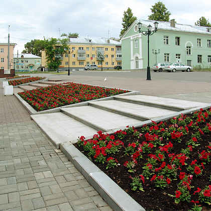 Дом дружбы народов (бывший ДК Октябрь). ДДН Ижевск.